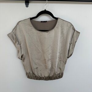 Dynamite Cuffed Short Sleeve Satin Blouse (XXS)